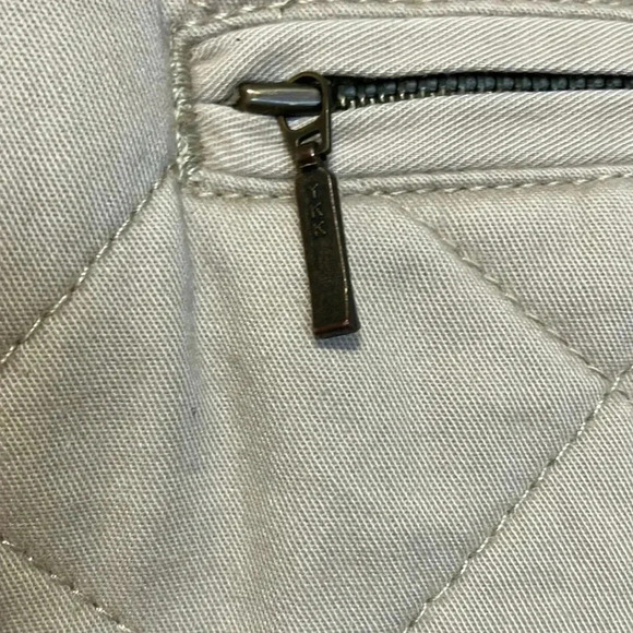 Liz Clairborne Lizwear beige tan cotton  quilted saharian vest jacket - Picture 7 of 8